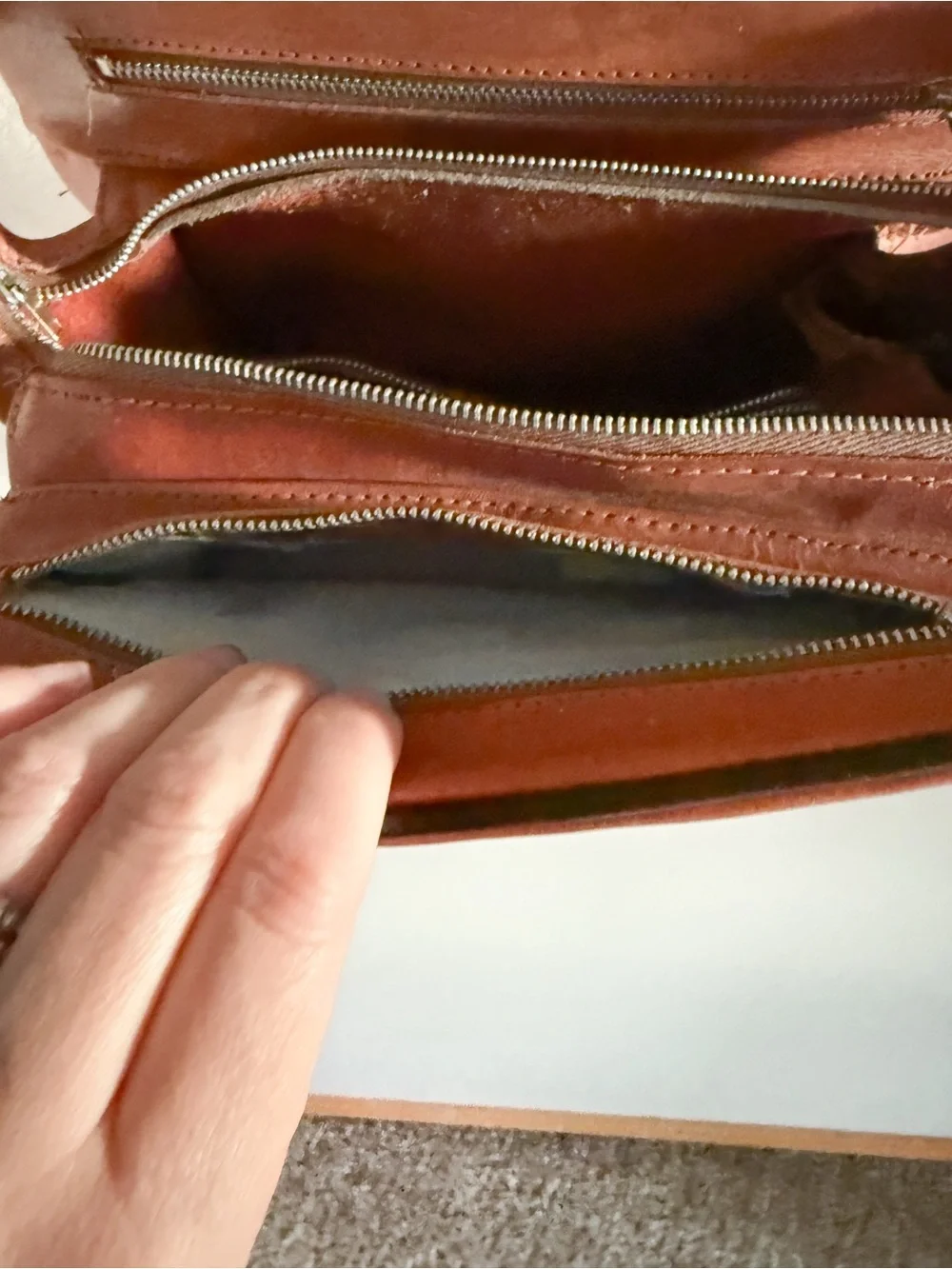 Vintage 1970’s Mexican Leather Embossed Crossbody Bag